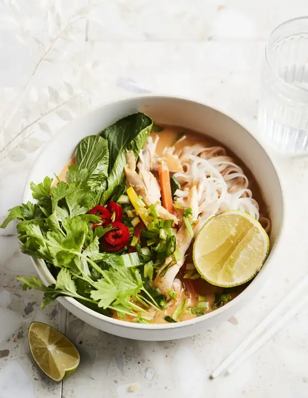 Quick chicken and coconut soup