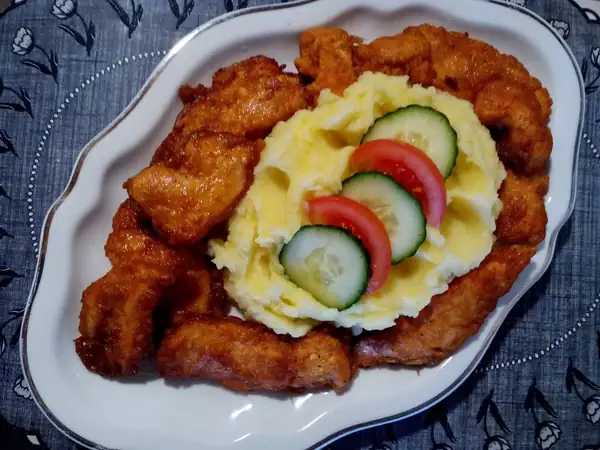 Chicken noodles in tempura