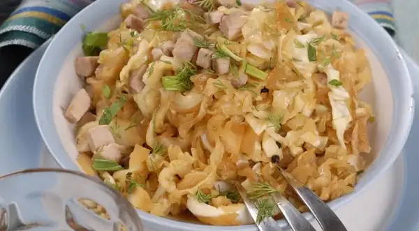 Caramelized cabbage with garlic