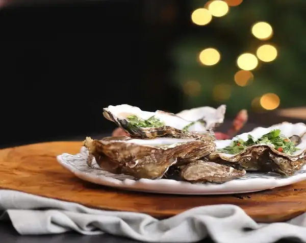 Oysters with a spicy vinaigrette