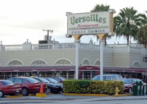 Locals Swear The Cuban Coffee At This Tiny Miami Ventanita Beats Every Chain