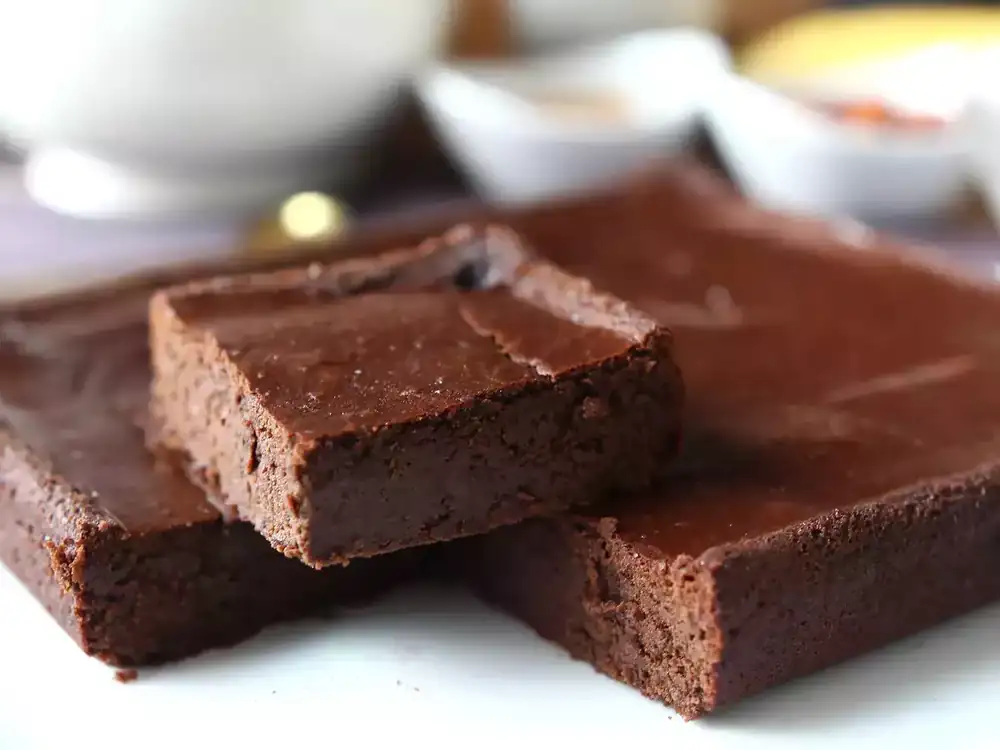 Brownie de proteína de chocolate y frijol rojo sin harina