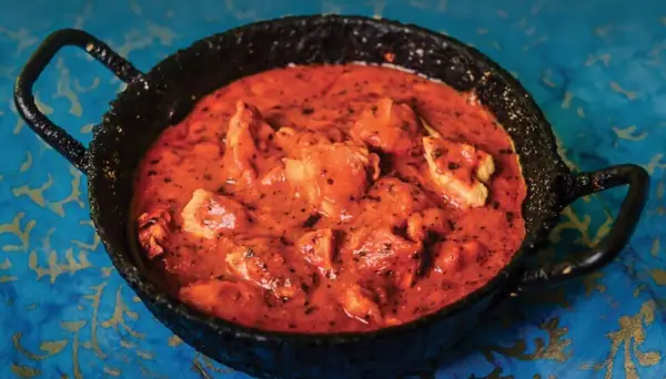 Receta famosa de pollo con mantequilla (Murgh Makhani)