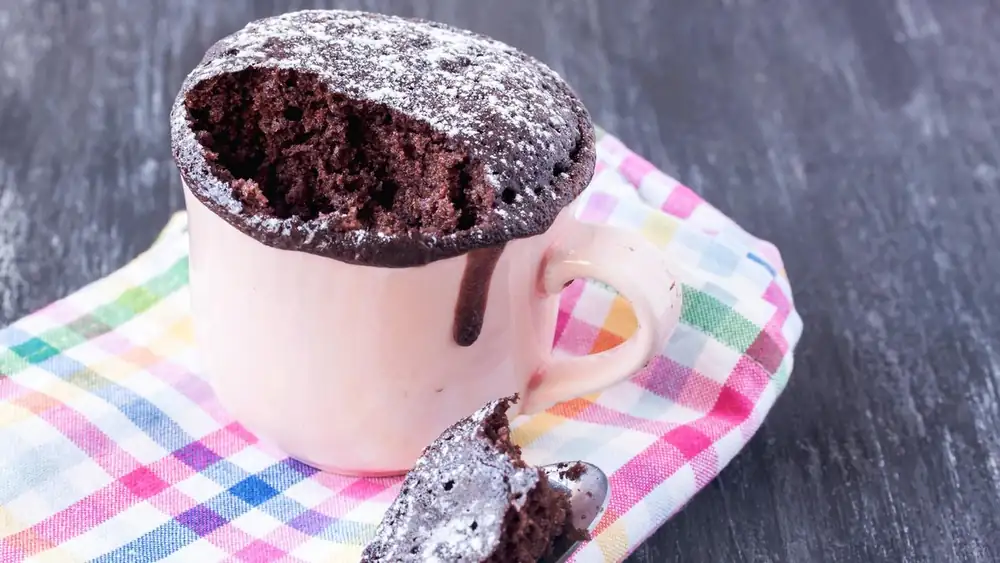 Chocolate mug cakes to beat the afternoon slump: super quick and super sweet