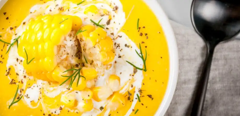 Fresh corn in 5 ways: from a wonderful creamy soup to a dessert