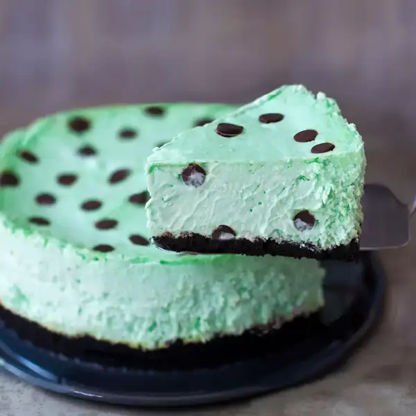 Mint Chocolate Chip Cheesecake