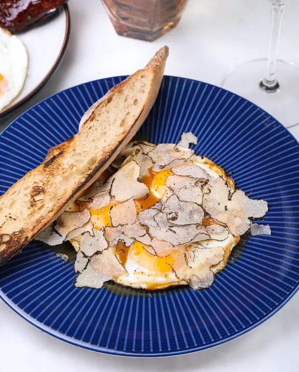 Truffles and Eggs, Mimosas, and a Benedict Make the Brunch Menu at Wally’s at Resorts World