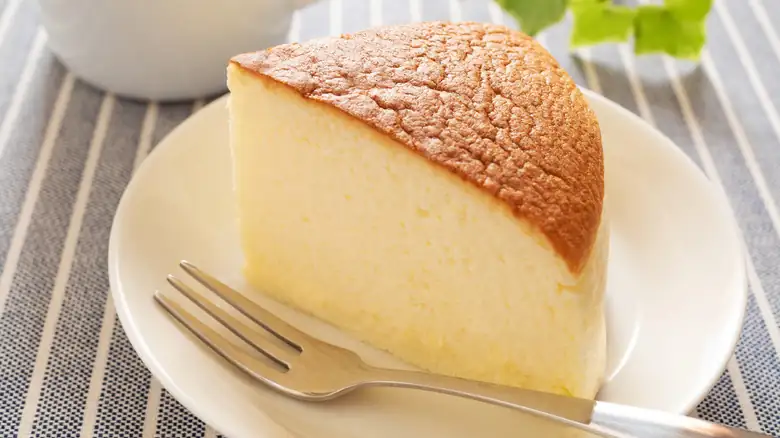 Here's What Happens When You Bake Cheesecake In A Rice Cooker