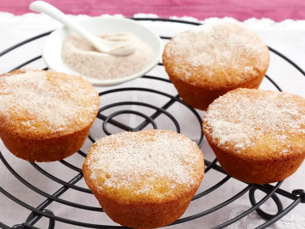 Easy mini cinnamon tea cakes