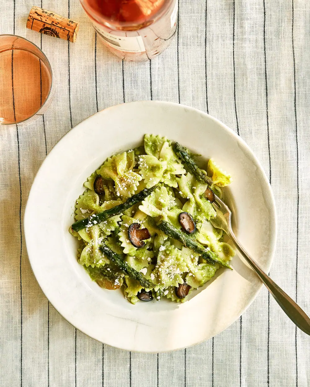 Creamy One-Pot Asparagus Pasta Recipe