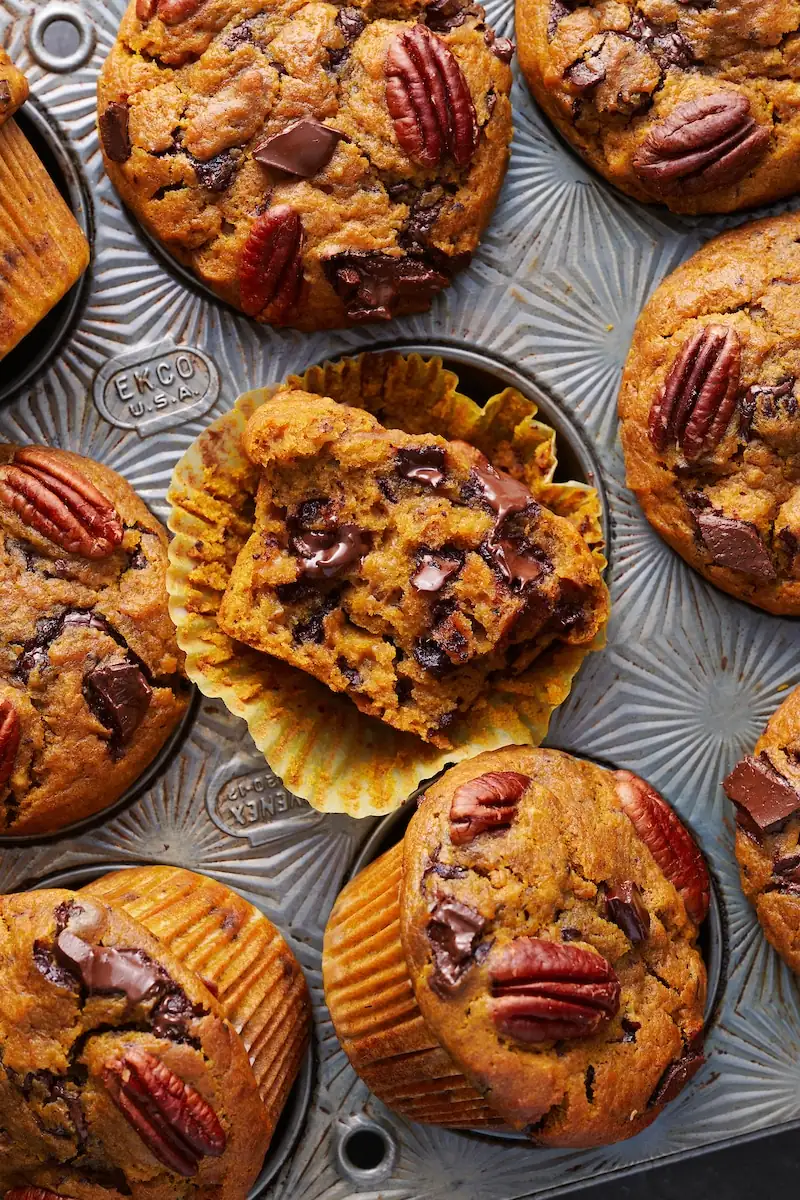 Pumpkin Chocolate Chip Muffins (Bakery-Style)