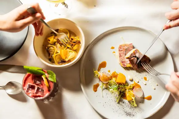 Mapa de los restaurantes de Dallas reconocidos con estrellas Michelin