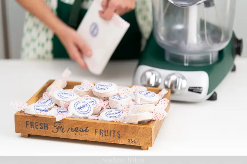 Hazelnut shortbread cookies in the Ankarsrum mixer
