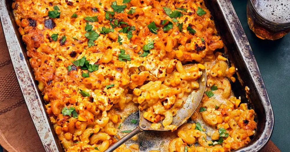 Macarrones con queso al estilo elote