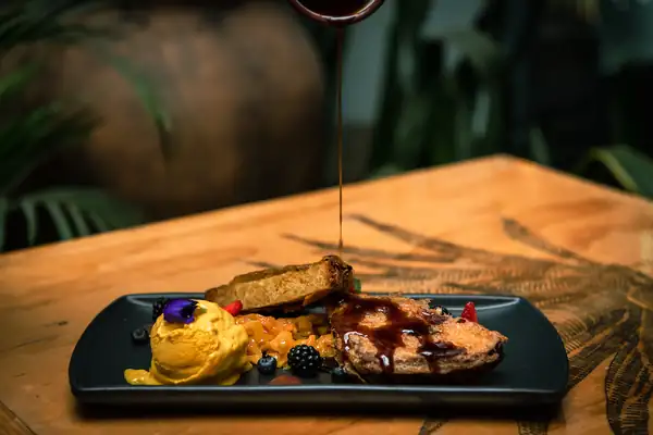 Un brunch y bebidas deliciosas en El Tendajón Agavería