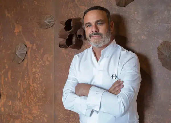 Aponiente ventures into the marsh: Ángel León's new phase turns nature into part of the menu