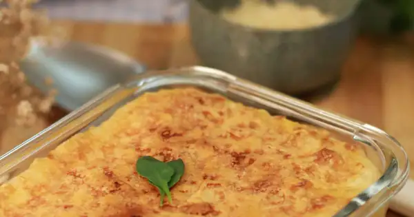 Recipe for “Escondidinho de carne-seca com chimichurri de Alho Negro” (Dried Beef and Chimichurri Casserole) by Alho Negro, submitted by Alho Negro do Sítio