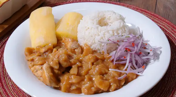 Chicken Carapulcra: Peruvian Recipe (VIDEO)