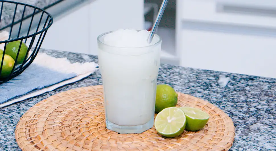 How to make Peruvian frozen lemonade: easy recipe (VIDEO)