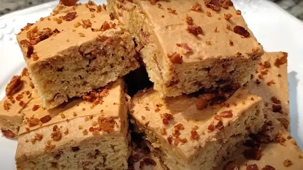 Bacon Adds A Savory Crunch To Sweet Rice Krispies Treats