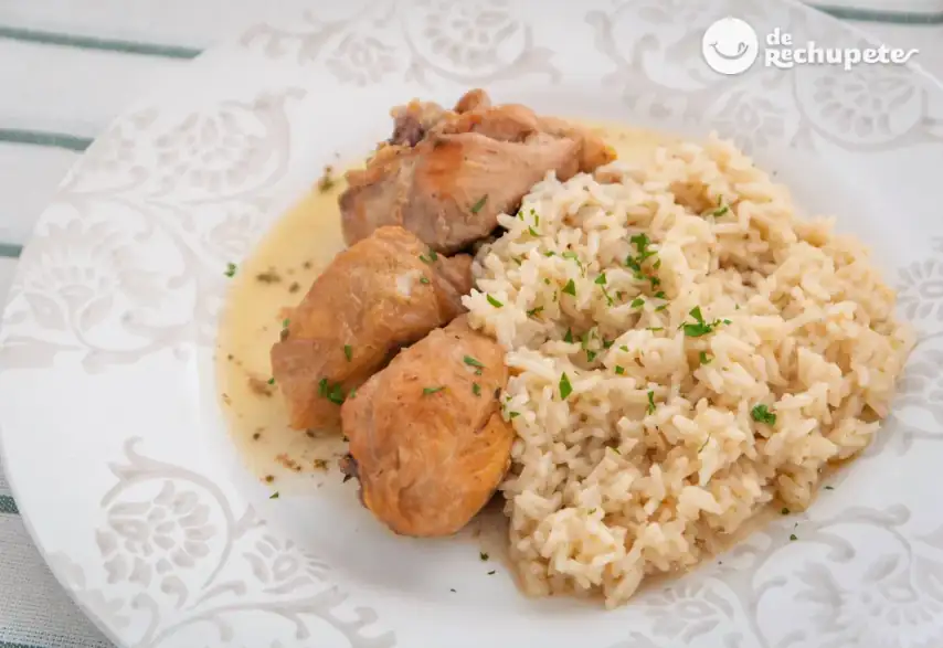 Chicken stews that always hit the spot: homemade, tasty recipes perfect for dipping bread