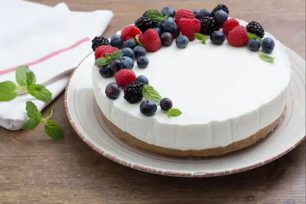 Bakeless Desserts: The Most Popular Cold Cakes