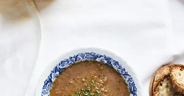 Half-hour onion soup