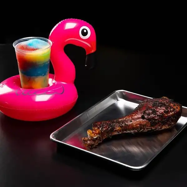 Stuff My Turkey Debuts Stuffed Turkey Legs and Fried Cheesecake on the Las Vegas Strip
