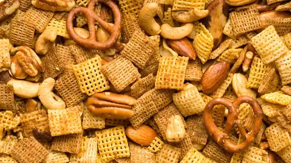The Japanese Seasoning You Need To Try On Homemade Chex Mix