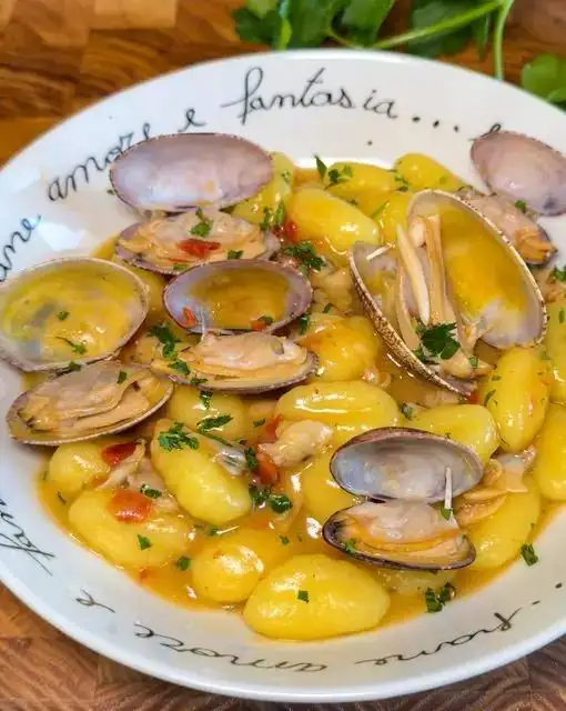 Gnocchi with seafood