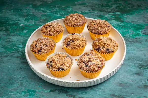 Spelt and Berry Crumble Muffins Recipe