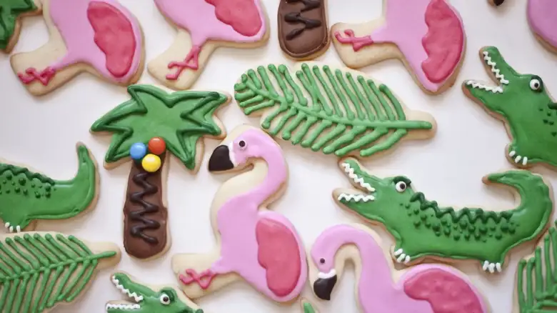 Glaseado de borde vs. glaseado de inundación: ¿Cuál es la diferencia al decorar galletas?