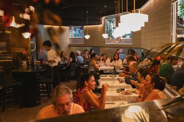 Bar Vint-i-Quatre: contemporary Barcelona in its purest form