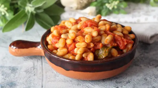 Beans all'uccelletto: the secret to making them creamy like in Florence
