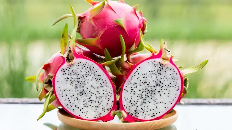 ¿Cuál es la diferencia entre la pitahaya y la fruta del dragón?