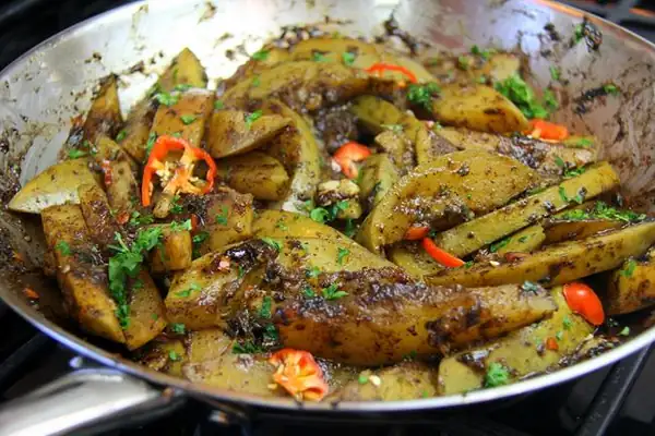 Mango Talkari (Masala Mango)