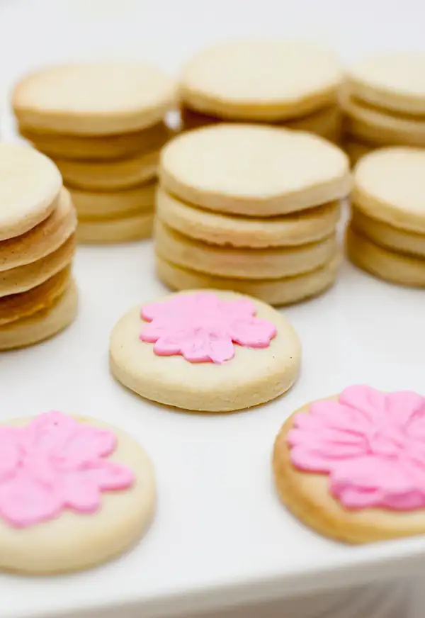 Sugar cookies for decorating - Pilar Hernández's Chilean Kitchen