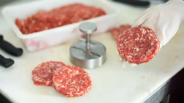 How Many Hamburgers Can You Expect From A Pound Of Meat?