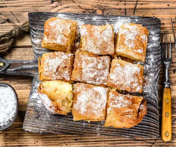 Bougatsa (Sweet Custard Filo Pie)