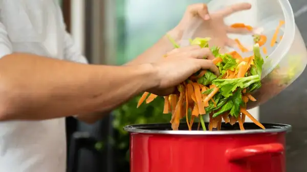 5 Ways To Amplify The Flavor Of Your Vegetable Stock With Umami