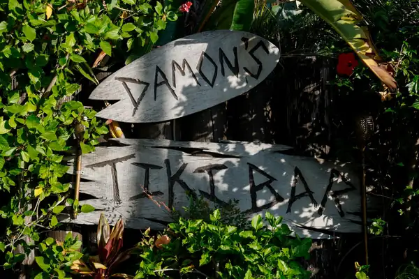 A varias generaciones de mi familia les encanta este restaurante tiki de Los Ángeles, así que le puse ese nombre a mi hijo