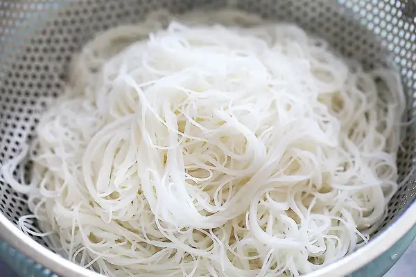 How To Prepare Rice Noodles