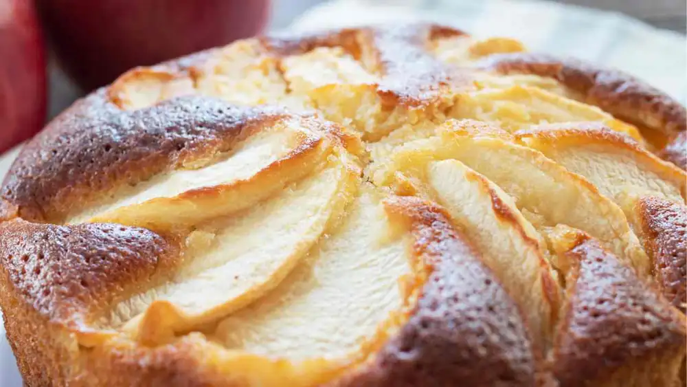 Apple and pear cake for those with intolerances, just so I don't make mistakes and everyone can eat it