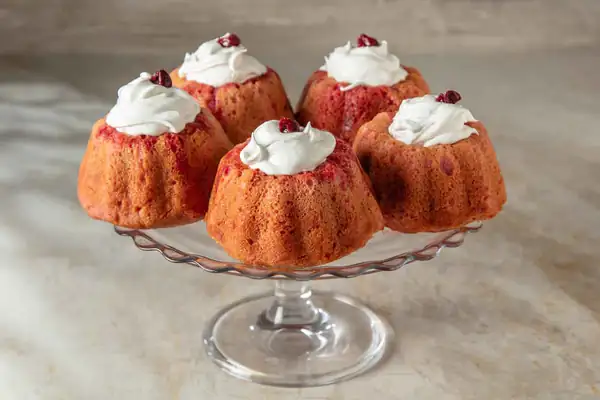 Cherry-flavored Damascus Baba