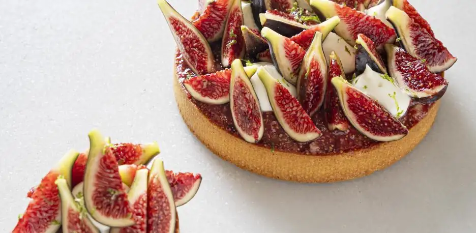 Hofmann Revives Fig and Almond Cake for La Mercè