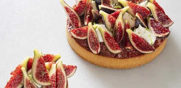 Hofmann Revives Fig and Almond Cake for La Mercè