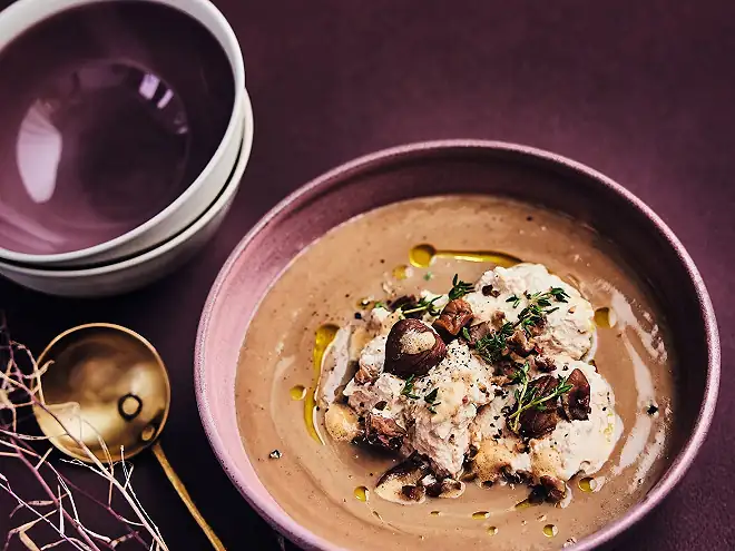 Sopa de castañas y café