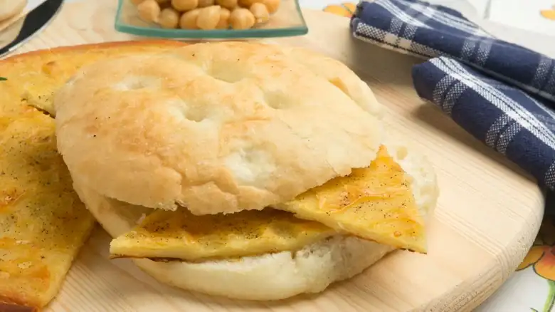 The 5-Ingredient Italian Sandwich That's A Vegetarian Delight