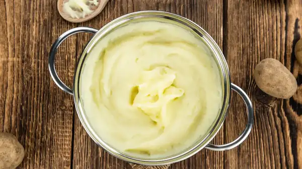 The chefs are unanimous about mashed potatoes: “After cooking, always put the potatoes back in the pan for 5 minutes.”