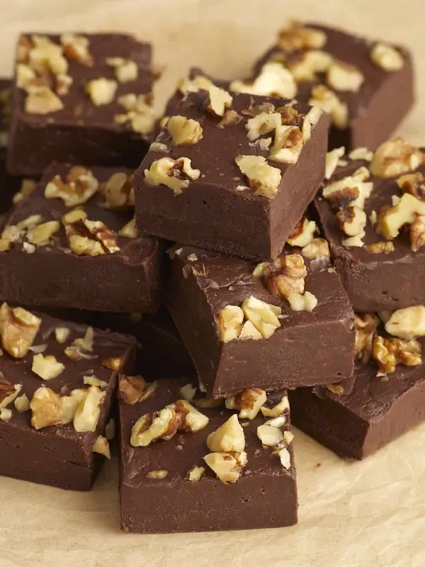 Fast & Easy Chocolate Fudge